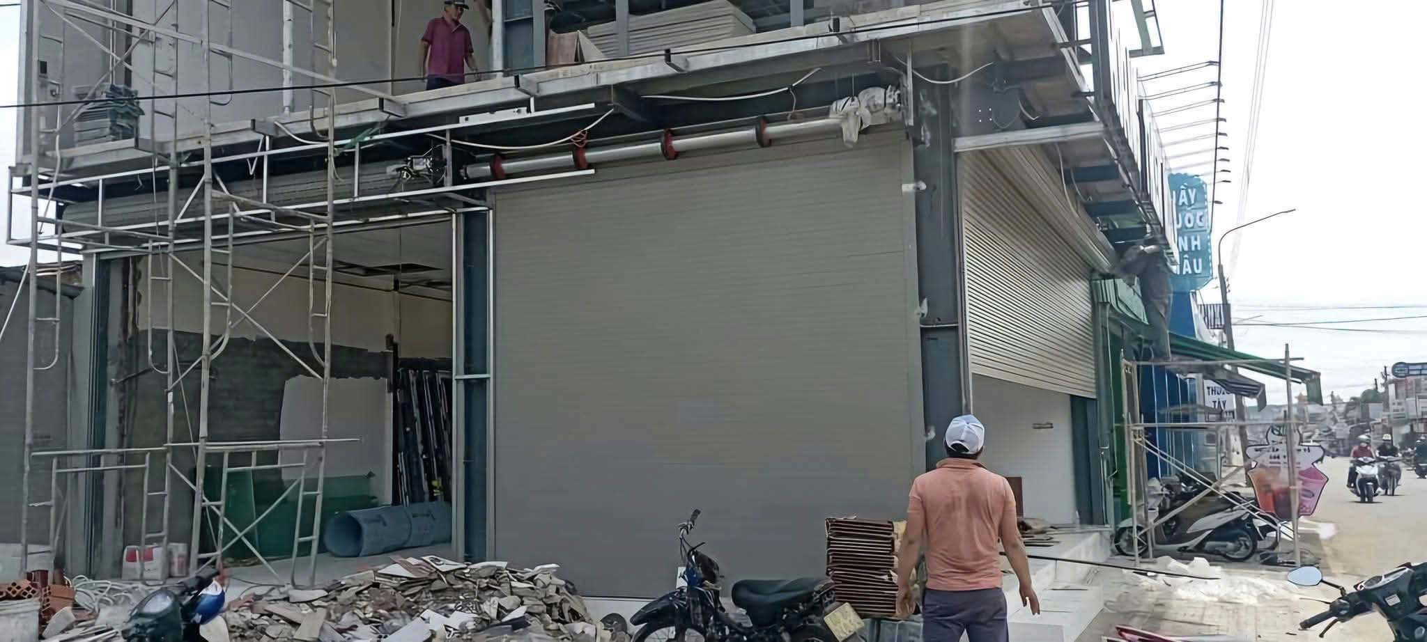 Cửa cuốn Đức ứng dụng công nghệ châu Âu, an toàn vượt trội, chống sao chép mã và bảo vệ tài sản hiệu quả.