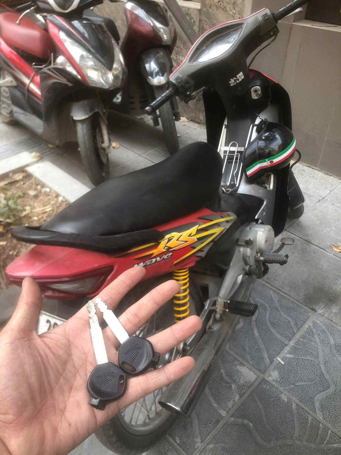 làm chìa khóa xe máy