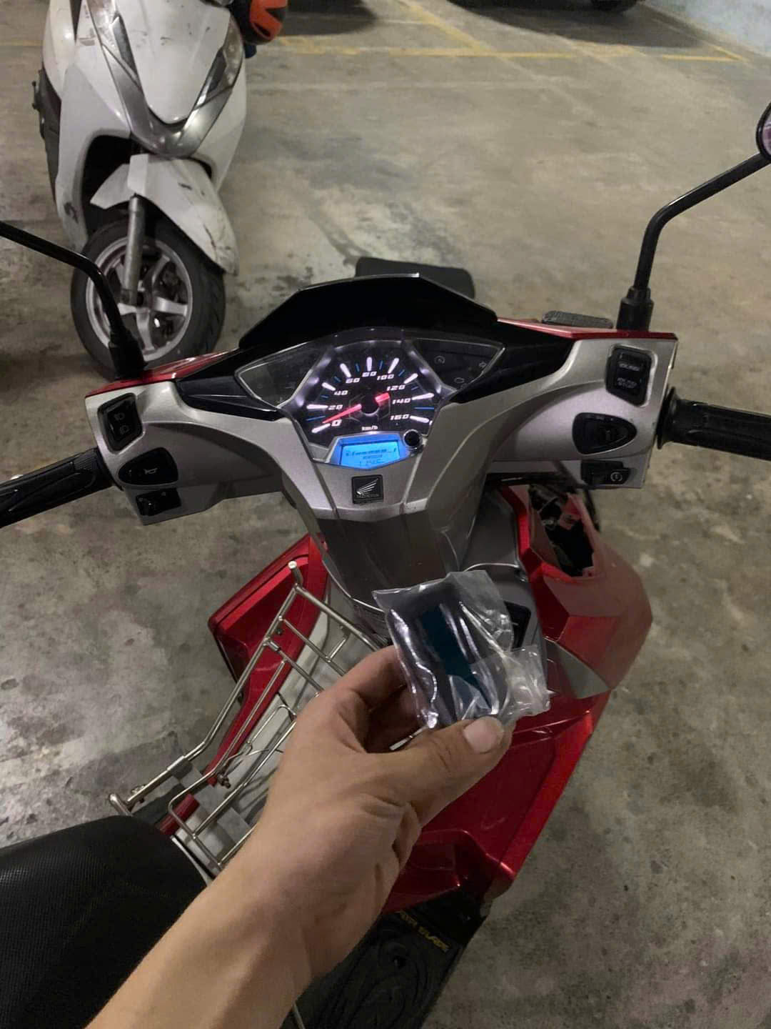 làm lại khóa smartkey AB giá tốt