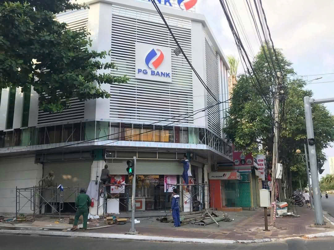 thợ sửa cửa cuốn tphcm