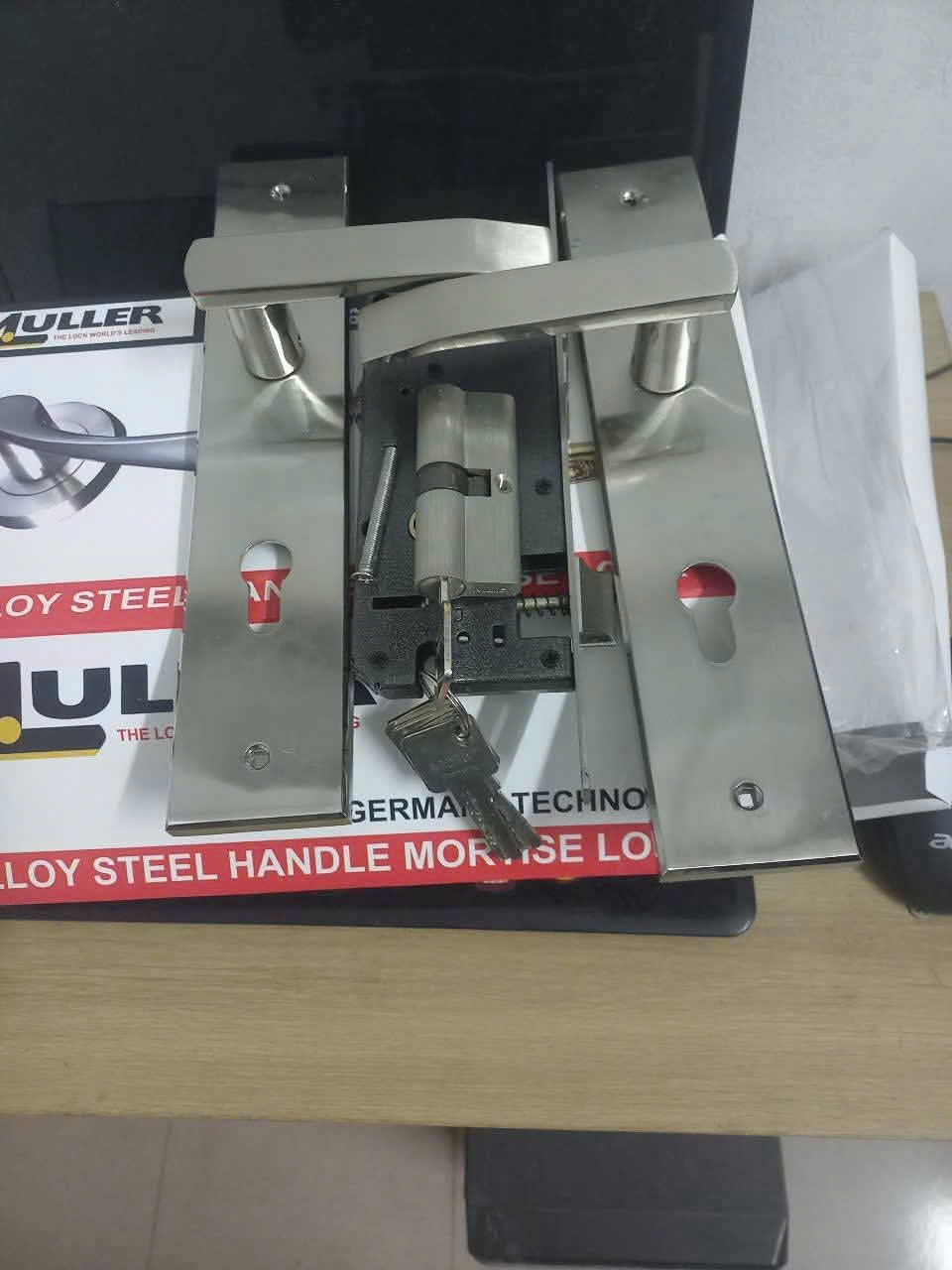 thay ổ khóa cửa bao nhiêu tiền